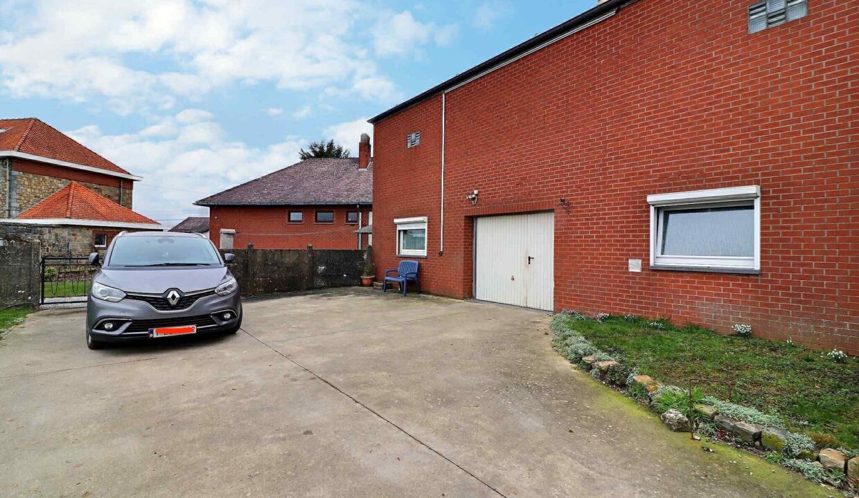 Image JPEG-4FD8-A909-CE-0